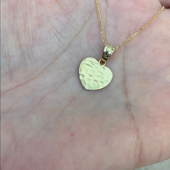 10k White Gold Hammered Mini Heart Small Necklace